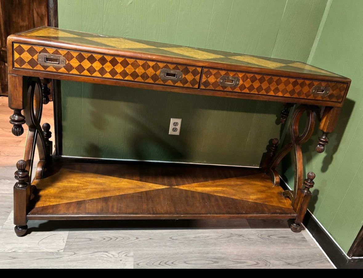 Monarch Console Table