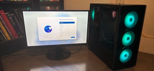 Custom Gaming PC + Acer 75Hz Monitor