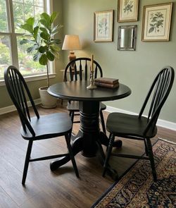 4pc set- Round Pedestal Dining Table with 3 Chairs