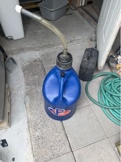 vp fuel racing jug 5 gallon