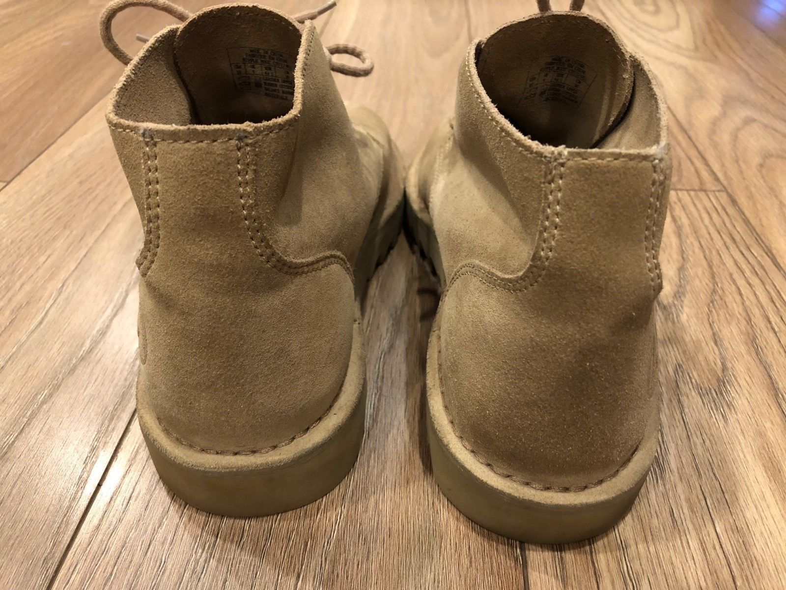 Airwalk store desert boots