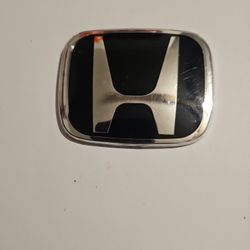 After Market Honda Emblem