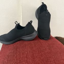Women’s Sketchers Slip On Sneakers