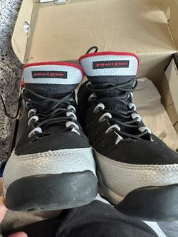 Boys Size 7 Jordans