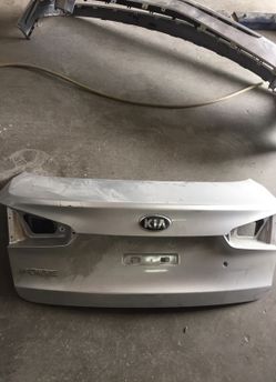 Kia Forte trunk