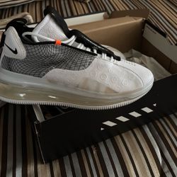 Nike Air Max 720 Waves 