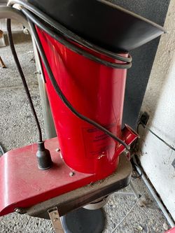 Chicago electric  chipper shredder $100