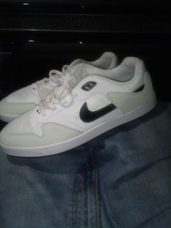 Nike shoes