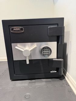 AMSEC Heavy-Duty Fire & Burglary Safe – CSC1413 – 256 lbs