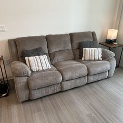 Recliner Couch / Sofa (Grey)