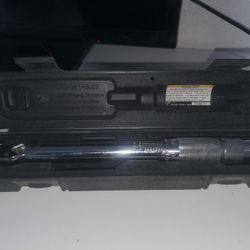 Pittsburgh Pro Click type Torque Wrench