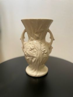 Vintage McCoy Pottery Bird of Paradise Doubled Handled Cream Vase