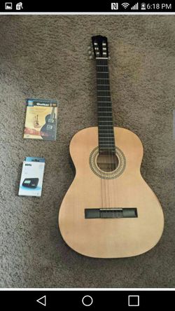 Excellent acoustic guitar