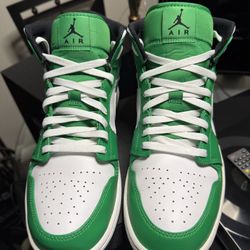 Nike Air Jordan 1 Mid Lucky Green White DQ8426-301 Men's Size 10.5 in good condition 