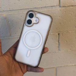 White iPhone 16 (normal)