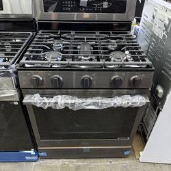 Brand new LG 30 in. 5 Burners Freestanding Gas Range in Black Stainless Steel with Air Fry, ProBake Convection, InstaView