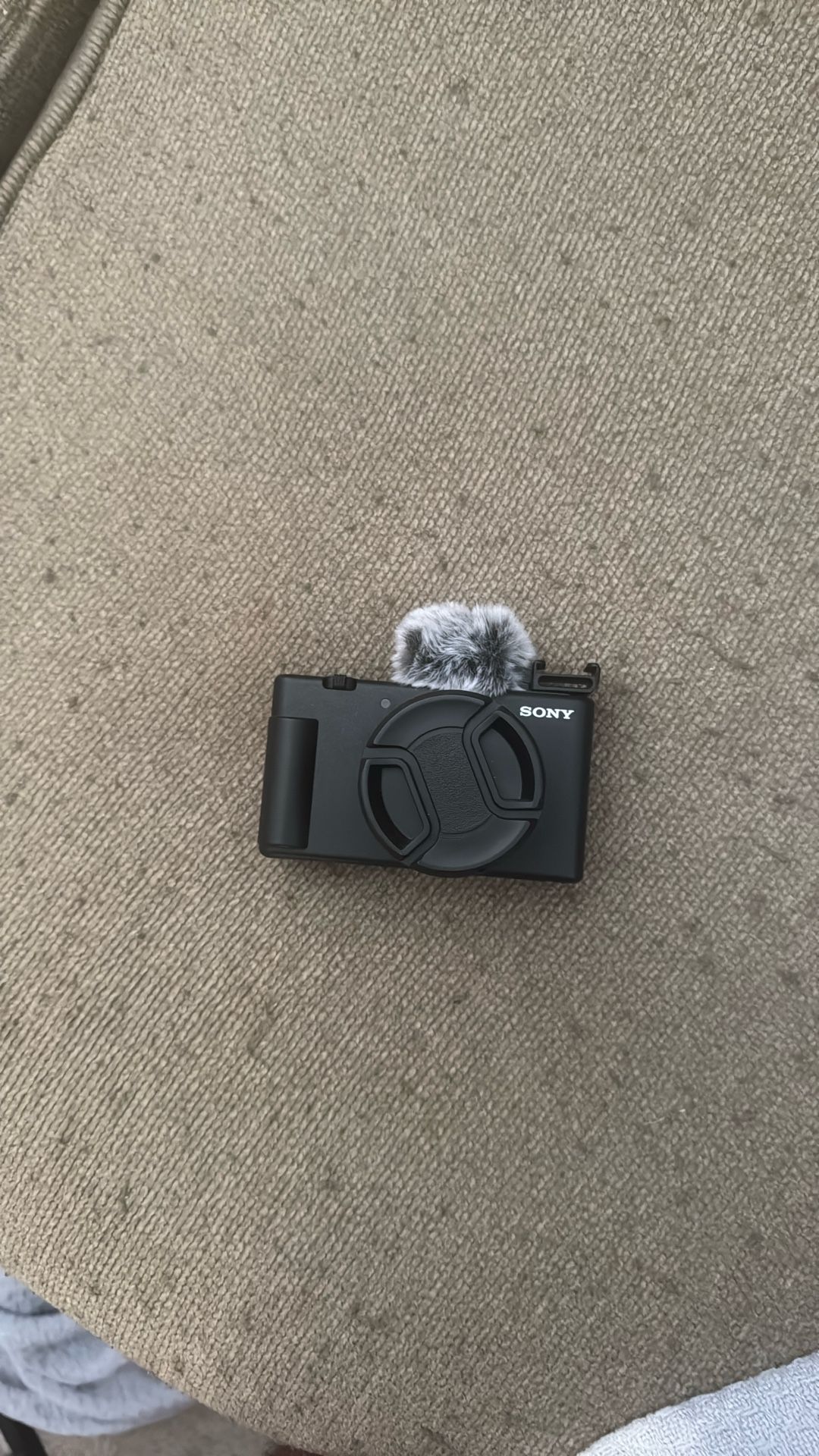 Sony ZV-1F Vlogging Camera