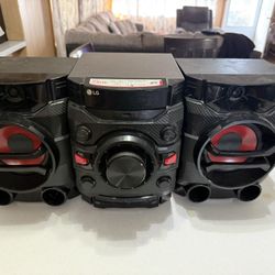 LG Stereo System 
