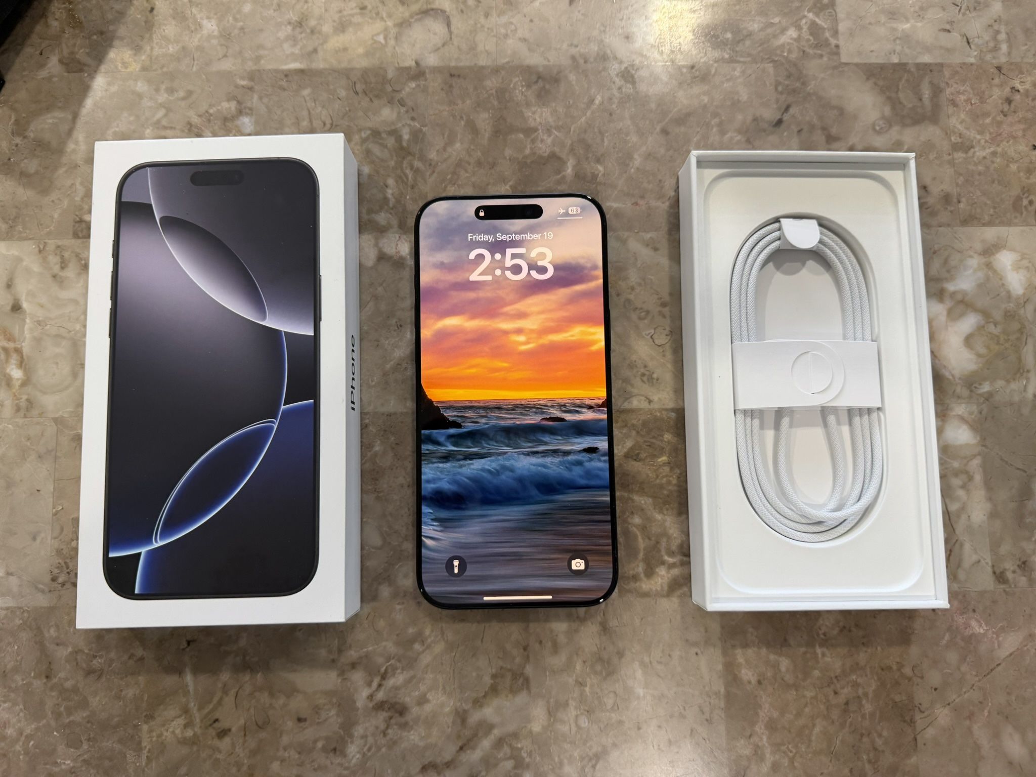 IPhone 16 Pro Max Unlocked - 512GBs - Black Titanium