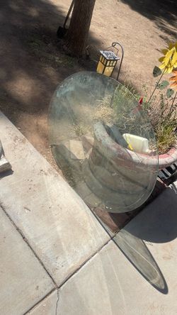 Oval glass top