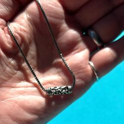 Vintage 925 Silver Round Scroll Unique Tube Pendant Box Chain Necklace