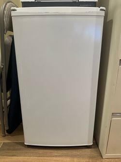 SANYO room fridge
