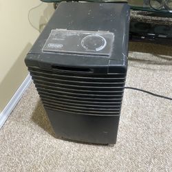 Delongi ariadry Dehumidifier 
