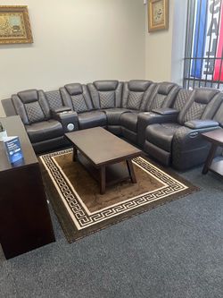 Oversized brown reclining sectional-Flash Salee!!!!