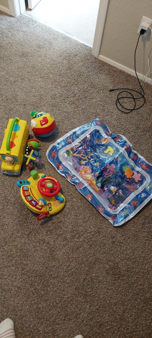 Kids/Infant Toys Splash Pad Tummy Time