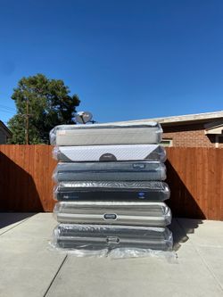 KING SIZE MATTRESS FOR $250