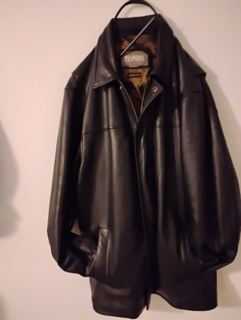 Like New Wilson Insulated Black Leather Coat Large