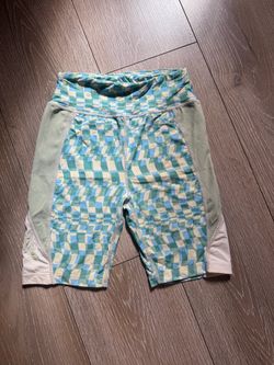 Girls Athletic Bike Shorts / Biker Shorts – Size 8
