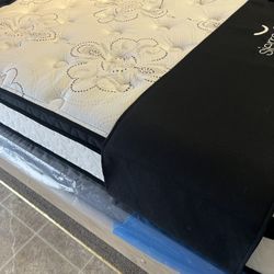 Deluxe Super Comfy Nice Mattress And Boxspring Set 