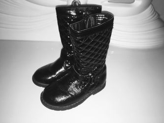 Girls boots size 7