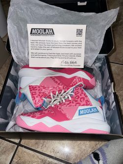 Girls basketball shoes
