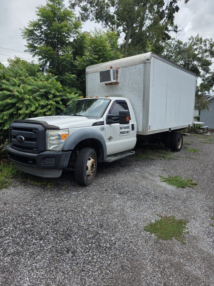 2012 Ford 550