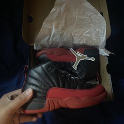 Jordan 13 Flu Game Sz 2y