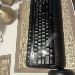 Wireless Microsoft Key Board 