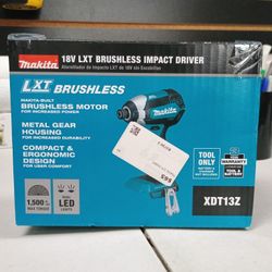Makita 18V LXT® Lithium‑Ion Brushless Cordless Impact Driver, Tool Only