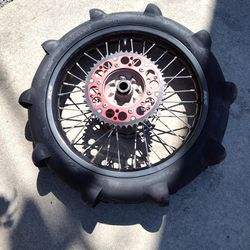 Wheel With New Paddle Tire