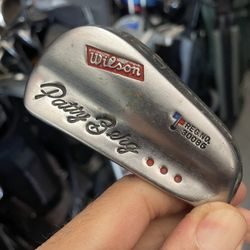 Wilson vintage iron 5 signature.  Edition Patty Berg 