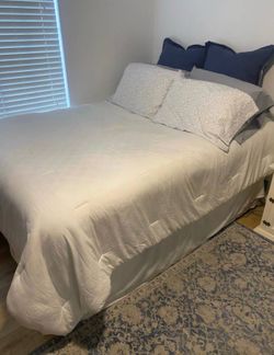 Queen Bed Set w/ Nightstand (Delivery Available)