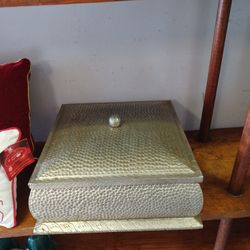 Vintage gold box