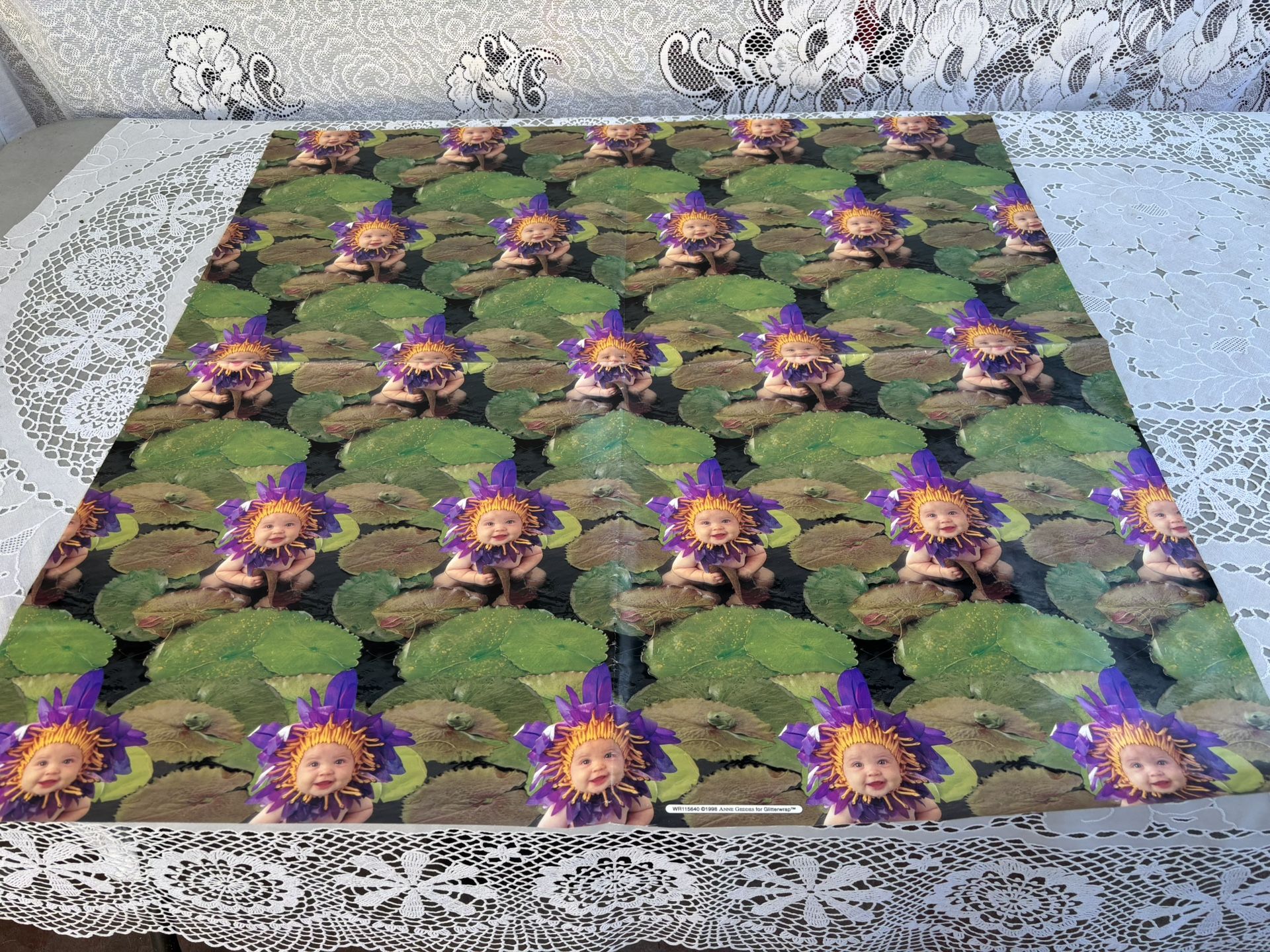 1998 ANNE GEDDES Gift Wrap