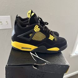 Jordan 4 Thunder 