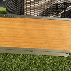 OUTBACK ADVENTURES JK TRAILGATER W/ BAMBOO CUTTING BOARD - BLACK