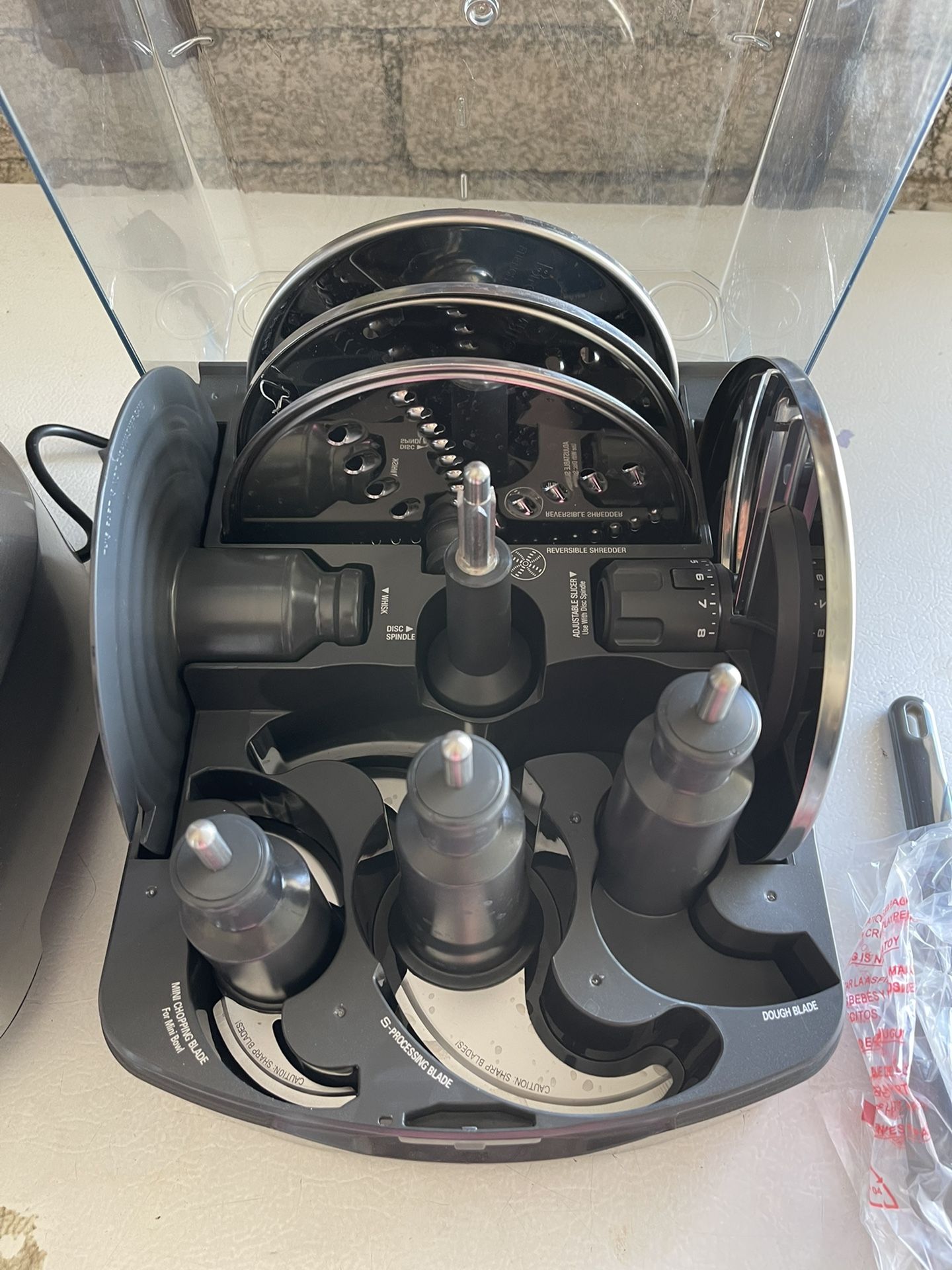 Breville 16 Cup Sous Chef Peel & Dice Food Processor for Sale in Chandler, AZ OfferUp