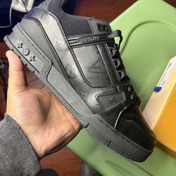 Black On Black Sneakers 