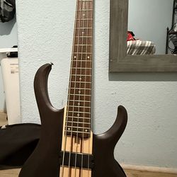 Ibanez btb 5 string bass