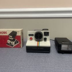 Polaroid SX-70 OneStep White Rainbow Stripe Instant Camera W Kalimar K474 Strobe